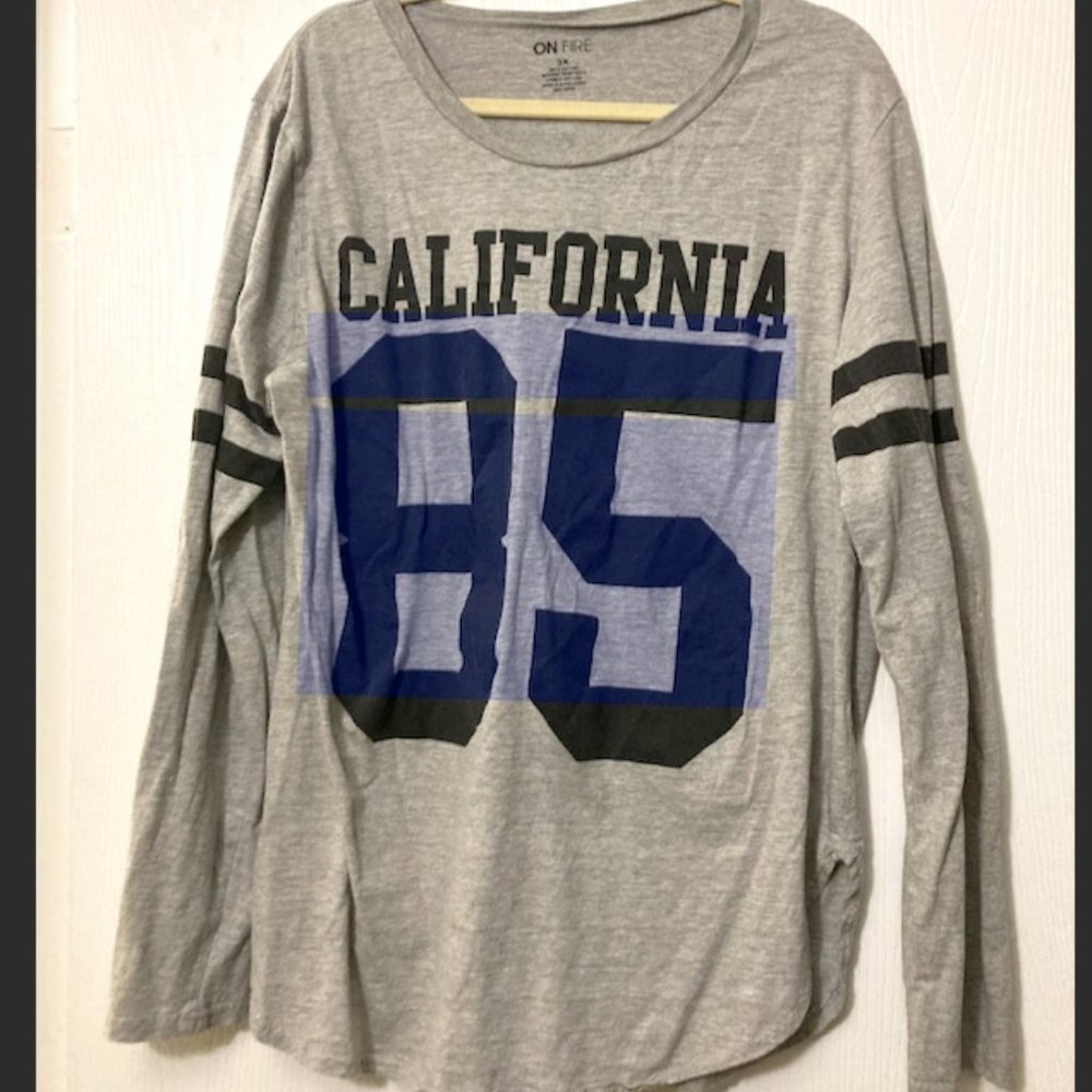 🍁 Nice Plus-size jersey style long sleeve t-shirt🍁